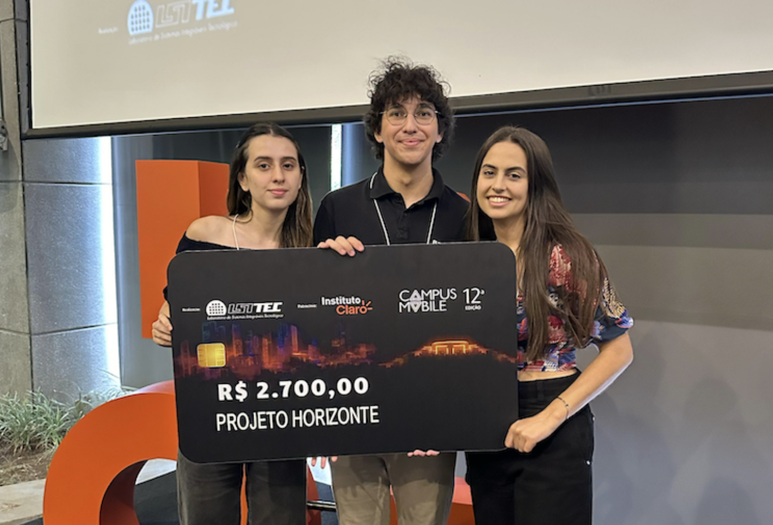 Equipe de alunos do Insper se classifica para a final do Campus Mobile de Inovação